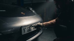 Dubai car ownership transfer